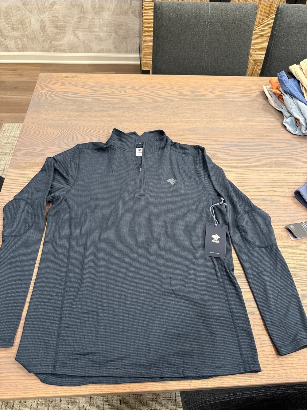 Rabbit Quarter-Zip Long Sleeve Pullover - carbon gray